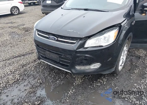 2015 Ford Escape Titanium из США, поврежденный, VIN 1FMCU0J9XFUC26977